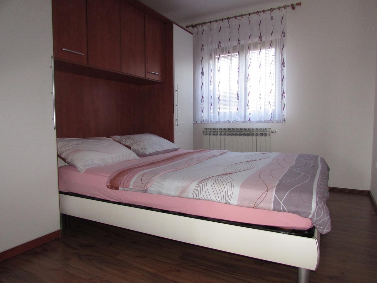 Apartments Goga أوماغ المظهر الخارجي الصورة
